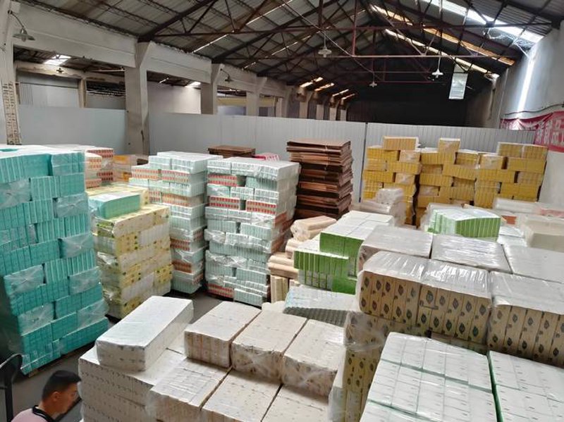 冠县贸易公司的市场动态观察
